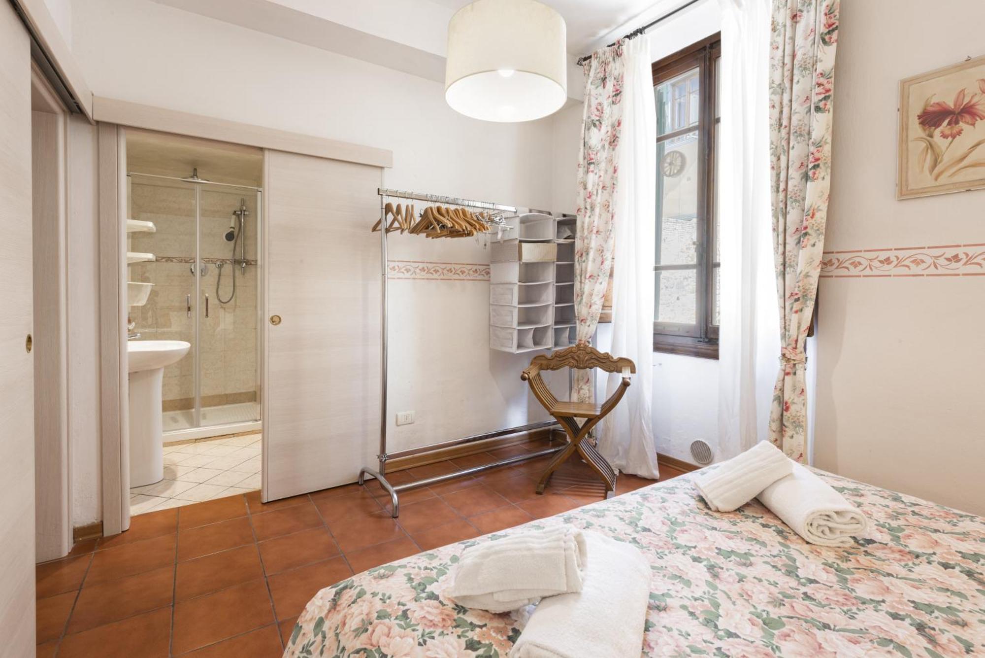 Grazioso In Oltrarno A Firenze Apartamento